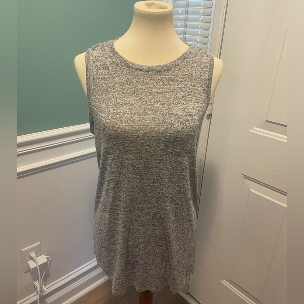 Women’s Merona Grey Sleeveless Tank Top Medium